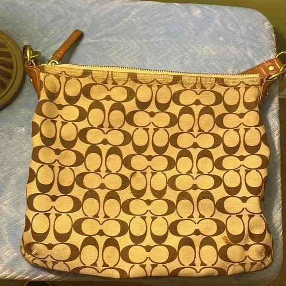 Coach Bag and Wallet Set - Picture 3 of 17